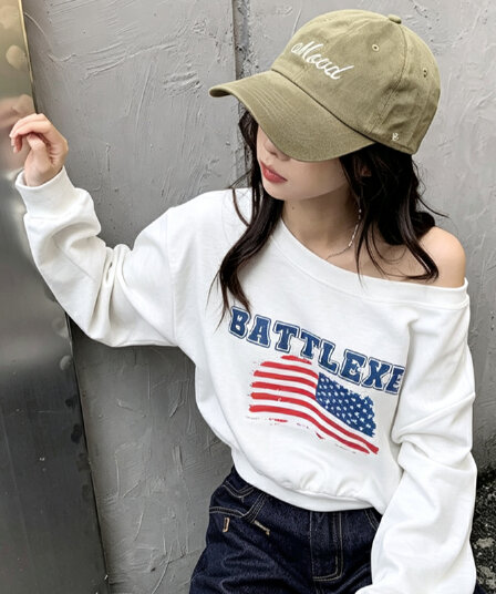 26 이른 가을 새로운 여성 아메리칸 레트로 배너 루즈핏 쇼트 스타일 캐주얼 비스듬한 어깨 다용도 후드티
