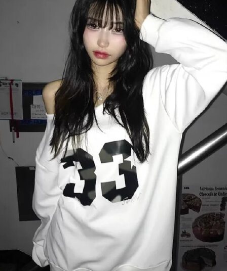 프린트 카모플라주 오프숄더 풀오버 스웨트셔츠 비스듬한 어깨 핫걸 맨위
