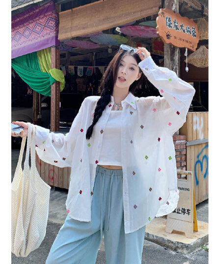 연령 감소 무거운 작업 색상 꽃 자수 여성 셔츠 2026 캐주얼 루즈핏 긴팔 맨위 자외선 차단 재킷