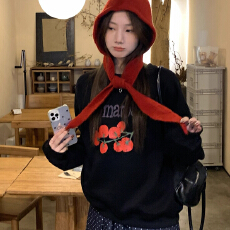 批发黑色卫衣加绒无帽女2026新款加厚上衣宽松圆领长袖秋冬穿搭巨好看