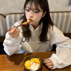 批发复古美式印花设计感连帽套头休闲卫衣慵懒风百搭外套女