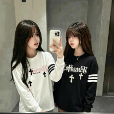 批发美式潮牌纯棉长袖t恤女秋季百搭宽松<b class='q'>街头</b>学生设计感上衣服