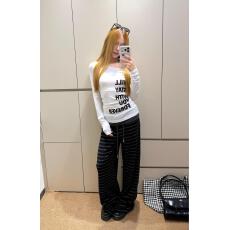批发美式复古斜肩字母印花长袖T恤女早秋新款<b class='q'>露肩</b>修身显瘦辣妹<b class='q'>上衣</b>INS