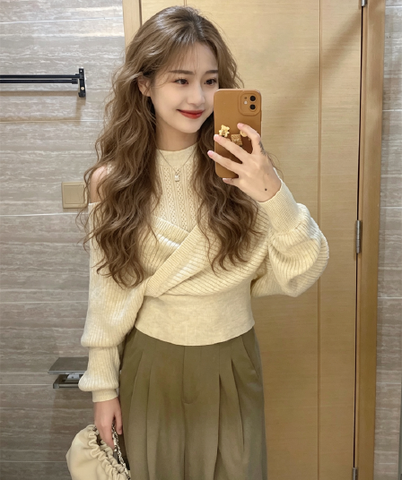 고급 센스 오프숄더 디자인 센스 작은 대중 기본 셔츠 여성 가을 겨울 반하이넥 페이크 레이어드 Chic 홀로우 아웃 니트 스웨터
