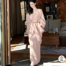 批发温柔气质针织吊带<b class='q'>连衣裙</b>显瘦百搭新款法式早春修身毛衣开衫套装