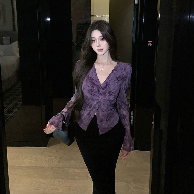 MY13678# 法式轻奢高级感喇叭袖衬衫秋季新款气质收腰纽结上衣女女裝貨源服裝批發