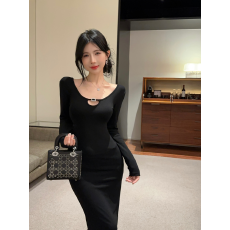 批发实拍实价纯欲辣妹加绒内搭连衣裙女性感修身镂空方领鱼尾包臀长裙