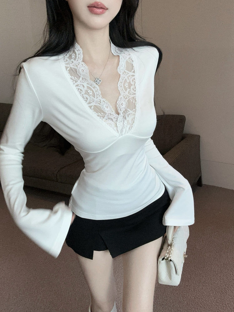 실사 정가 순수한 욕망 섹시함 레이스 V넥 긴팔 티셔츠 여성 핫걸 타이트 슬림해 보이는 나팔 소매 기본 셔츠 맨위