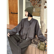 批发超火酷飒风立领蛋白皮衣外套女休闲气质高级感复古机车短款皮夹克