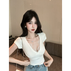 批发实拍实价性感纯欲V领蕾丝拼接短袖<b class='q'>T</b><b class='q'>恤</b>女小众辣妹修身正肩短款上衣