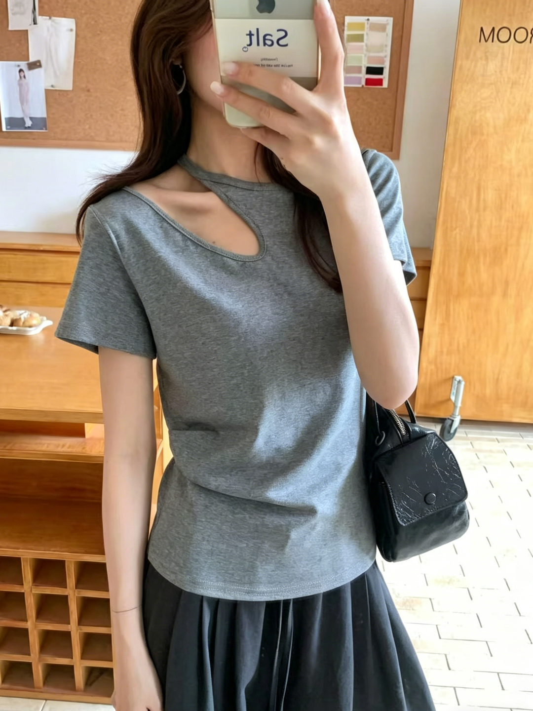 핫걸 익스트림 제인 바람 홀로우 아웃 라운드 넥 몸매 가꾸기 반팔 티셔츠 여성 한국 스타일 캐주얼 패션 다용도 품격 슬림해 보이는 맨위
