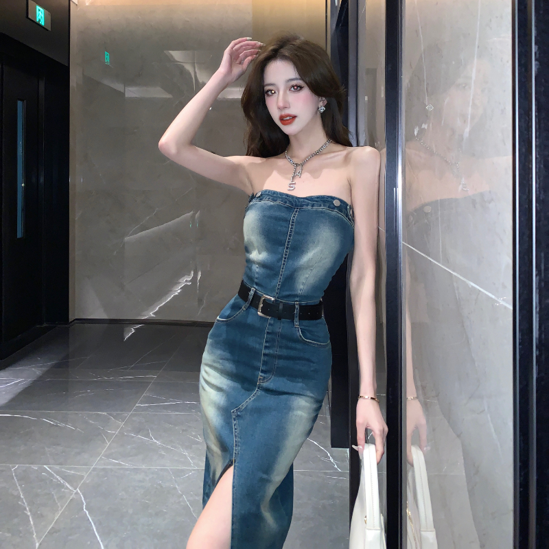 실사 정가 달콤한 매운맛 섹시함 오프숄더 튜브탑 데님 여성 드레스 품격 허리 수축 슬림해 보이는 트임 타이트 스커트
