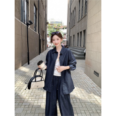 批发松弛感懒人穿搭复古牛仔套装女宽松显瘦简约衬衫高腰阔腿裤两件套