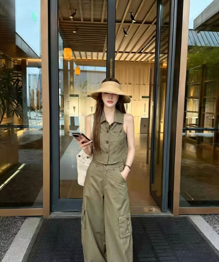 차가운 바람의 소리 바람 한국 스타일 레트로 핫걸 징 POLO 칼라 민소매 맨위 하이웨이스트 넓은 다리 슬림해 보이는 워크웨어 팬츠 세트