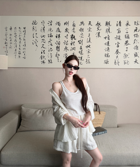 실사 정가 오래된 돈 바람 면 린넨 세트 여성 느긋한 느슨함 센스 자외선 차단 셔츠 조끼 넓은 다리가 짧다. 바지 3종 세트