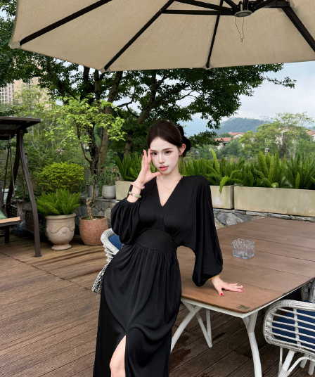 실사 정가 프랑스식 순수한 욕망 바람 V넥 여성 드레스 로얄 자매 품격 몸매 가꾸기 슬림해 보이는 섹시함 트임 길다 치마