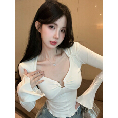 批发实拍实价辣妹显瘦偷心Angel鱼骨T恤女性感花瓣袖气质修身打底上衣