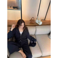 批发韩版运动休闲套装女宽松显瘦连帽卫衣拉链外套高腰阔腿裤两件套