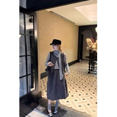 批发韩系文艺风穿搭一整套女显瘦波点打底马甲高腰半身裙配围巾五件套
