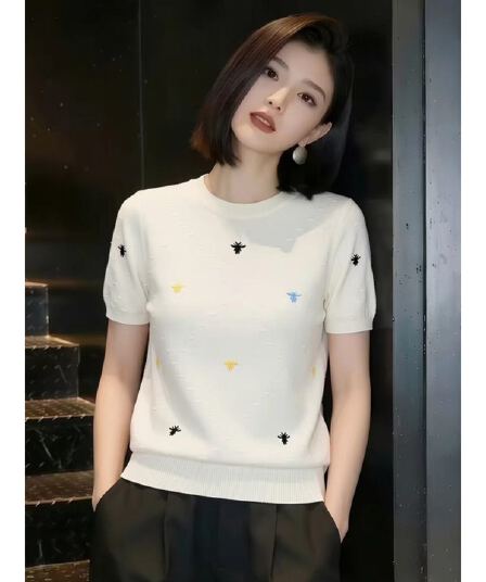 한 부서 패션 화이트 라운드 넥 반팔 티셔츠 여성 2026 여름 새로운 느긋한 루즈핏 캐주얼 맨위