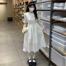 批发实拍2026 夏季新款米白色蕾丝<b class='q'>连衣裙</b>女 收腰抽绳显瘦中长款裙