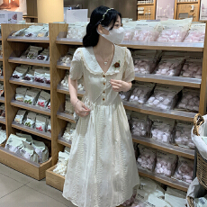 批发实拍2026 夏季新款杏色娃娃领<b class='q'>连衣裙</b>女装 <b class='q'>纯棉</b>收腰显瘦刺绣中长裙