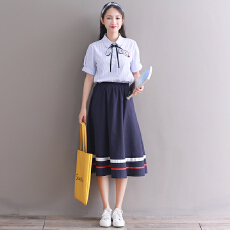 批发实拍2026 夏新款<b class='q'>条纹</b>衬衫 + 藏青<b class='q'>半身裙</b>套装 显瘦学生党两穿