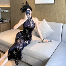 批发实拍新中式高级感挂脖旗袍性感名媛御姐风情万种的裙子复古连衣裙