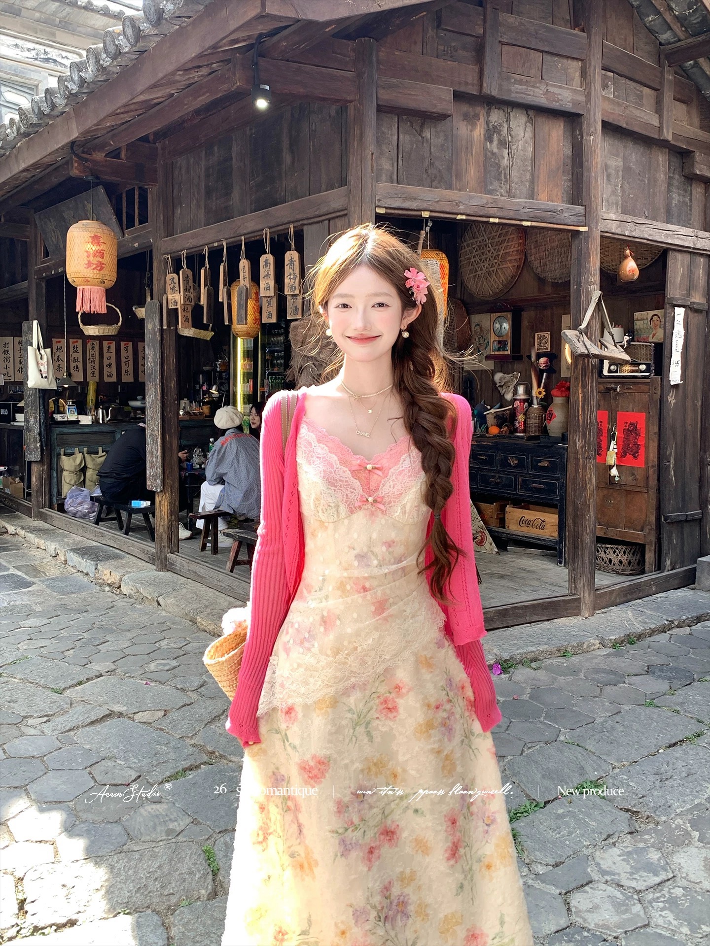 acaine4 28 20 00 95 할인 여름 꽃말 페이크 레이어드 레이스 V넥 프린트 슬립 드레스