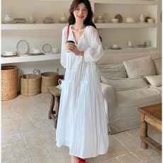 批发法式白色刺绣连衣裙女2026春秋新款高级感超好看独特绝美初恋长裙