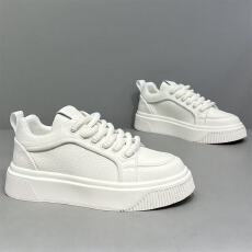 批发2026<b class='q'>夏季</b>新款休闲<b class='q'>男鞋</b>厚底板鞋运动潮鞋货号