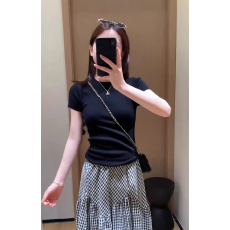 批发<b class='q'>日系</b>甜美灰短袖正肩T恤女夏辣妹弹力修身显瘦内搭短款上衣