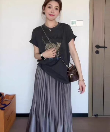 200그램 회색 긍정적 인 어깨 반팔 티셔츠 2026 봄 여름 새로운 지방 mm 슈퍼 잘 생긴 슬림해 보이는 연령 감소 작은 맨위