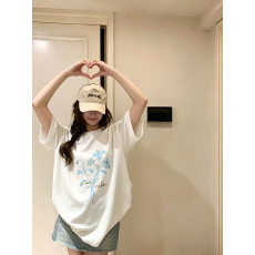 批发纯棉短袖t恤女夏季2026新款爆款设计感小众美式宽松正肩半袖上衣