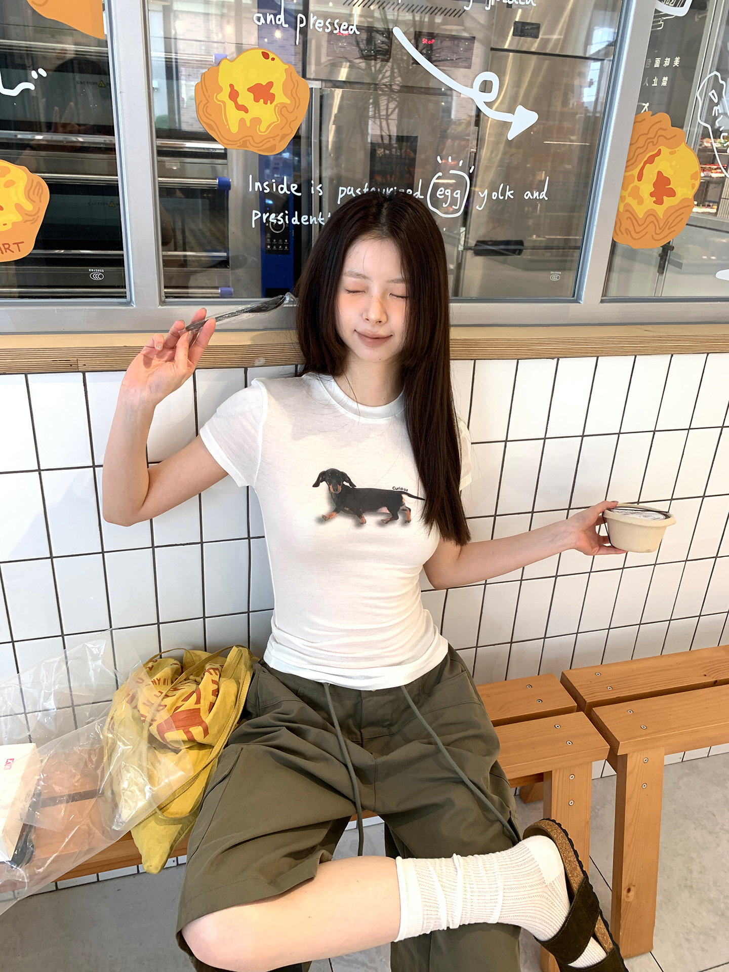 한 부서 프린트 반팔 티셔츠 여성 2026 년 새로운 여름 쇼트 스타일 몸매 가꾸기 슬림해 보이는 동정 다용도 반소매 맨위