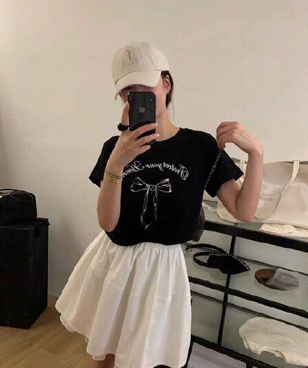 프린트 긍정적 인 어깨 반팔 티셔츠 여성 여름 여름 시즌 새로운 작은 대중 아메리칸 순면 슬림해 보이는 동정 맨위