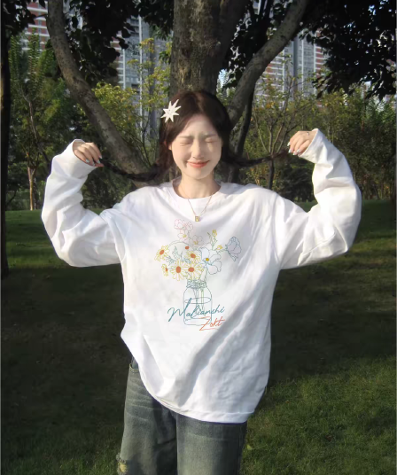 아메리칸 레트로 홍콩 느낌 chic 화이트 긴팔 티셔츠 여성 이른 가을 디자인 센스 작은 대중 루즈핏 느긋한 바람 맨위 트렌디