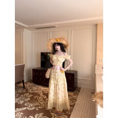 批发gege shop 黄色碎花<b class='q'>套装</b>刺绣抹胸短款上衣抽绳半身裙度假风穿搭