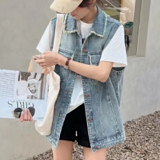 批发现货MONA宽松百搭复古怀旧<b class='q'>设计</b>感毛边牛仔马甲女2025秋季新款马夹