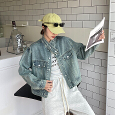 批发实拍复古港风牛仔外套女款2025年新款春<b class='q'>秋</b>浅色小个子短款上衣