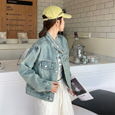 批发实拍复古港风<b class='q'>牛仔</b>外套女款2025年新款春秋浅色小个子短款上衣