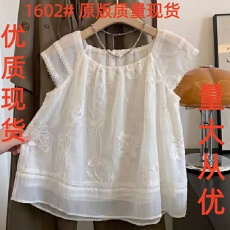 批发自留爆款推荐~新中式国风刺绣上衣女夏季独特别致飞飞袖气质小衫