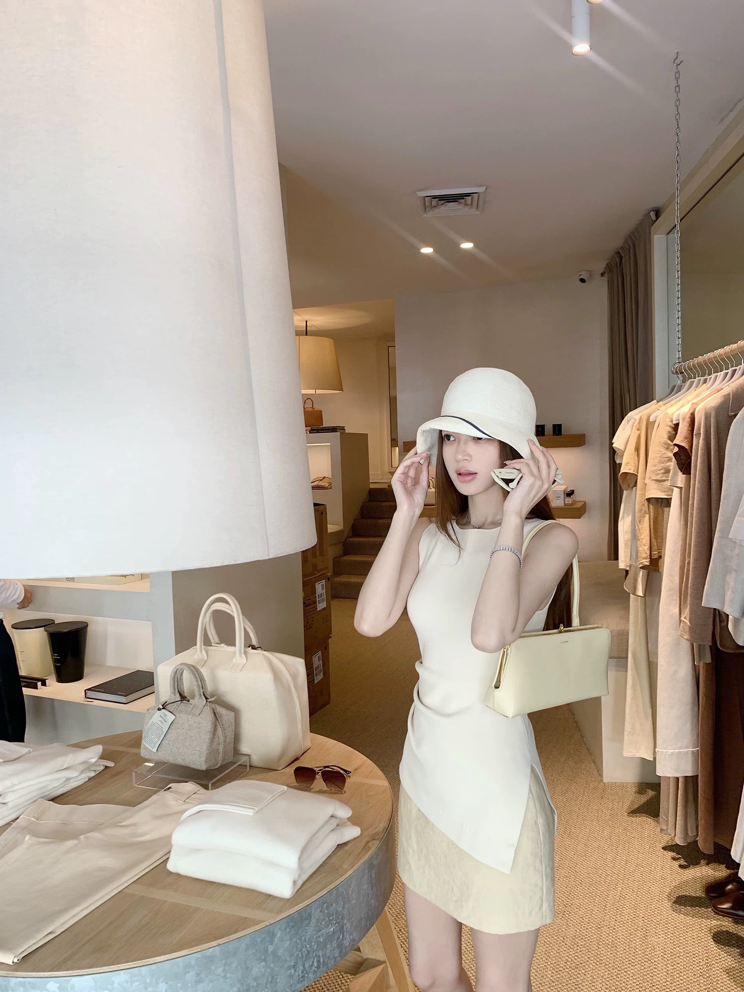 madofit Madou rachel 파리 일러스트레이션 도시 lady 센스 슬림해 보이는 핀치 Pleat 측면 트임 조끼