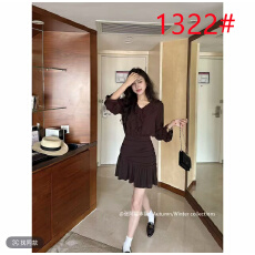 批发【张阿星【女神裙】优雅<b class='q'>气质</b>荷叶边V领收腰A字裙摆遮肉<b class='q'>连衣裙</b>