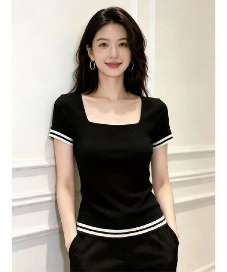 검정색 광장 칼라 배색 측면 몸매 가꾸기 반팔 티셔츠 여성 2026 새로운 여름 프랑스식 사소한 아름다운 chic 맨위