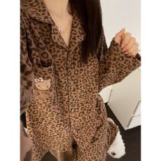 批发德绒睡衣女秋冬季新款加绒加厚ins可爱甜酷豹纹猫<b class='q'>家居服</b>套装