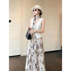 批发轻熟风白色马甲印花半身裙两件套女2026夏季新款显瘦百搭通勤套装