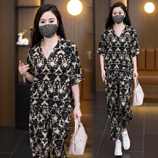 批发2026新款时尚显瘦短袖上衣裤子百搭宽松潮流<b class='q'>哈伦裤</b>两件套气质女装