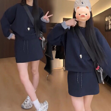 批发孕妇入秋高级感穿搭女洋气拼接长袖卫衣女高腰开叉秋冬短裙两件套