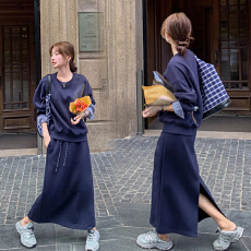 批发孕妇入<b class='q'>秋</b>高级感穿搭女洋气拼接长袖卫衣女高腰开叉半身裙两件套